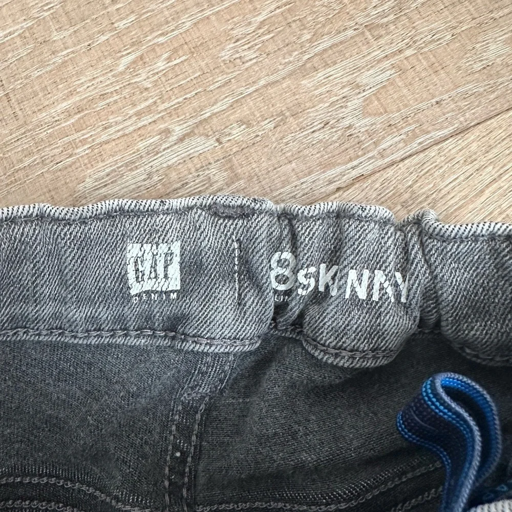 GAP Charcoal Skinny Jeans